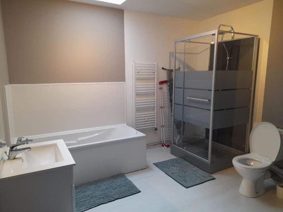 Maison De 100M2 Avec Terrasse Wardrecques Zewnętrze zdjęcie